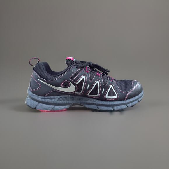 - Nike Alvord 10 Woman’s Size 9 Low Black Super Clean - Picture 2 of 8